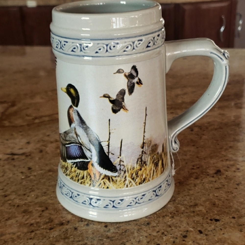 Vintage Mallard Duck Wildlife Series Collectors Edition Beer Stein Coffee Mug